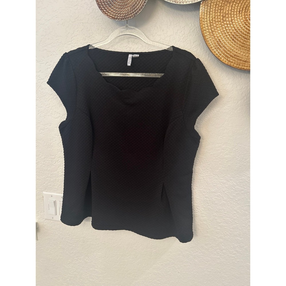 Elle black‎ textured cap sleeve top size XL